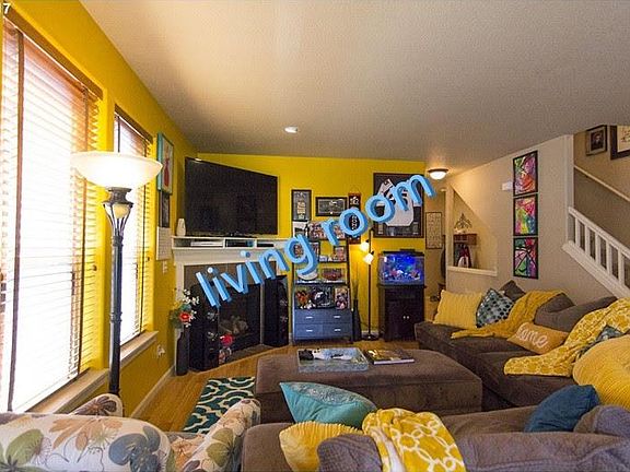 4th image of 1427 NE Alexandria Pl
