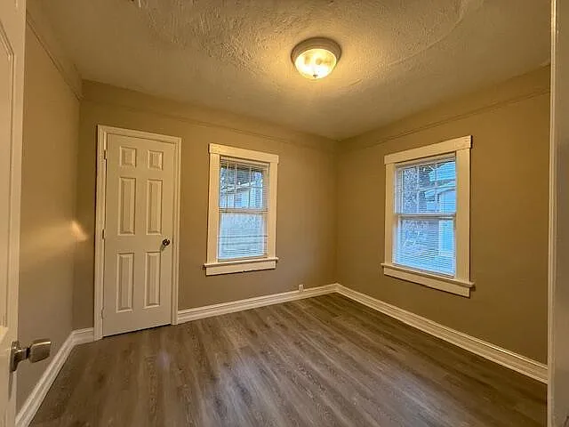 400 Metcalf Ct #418 — Photo 13