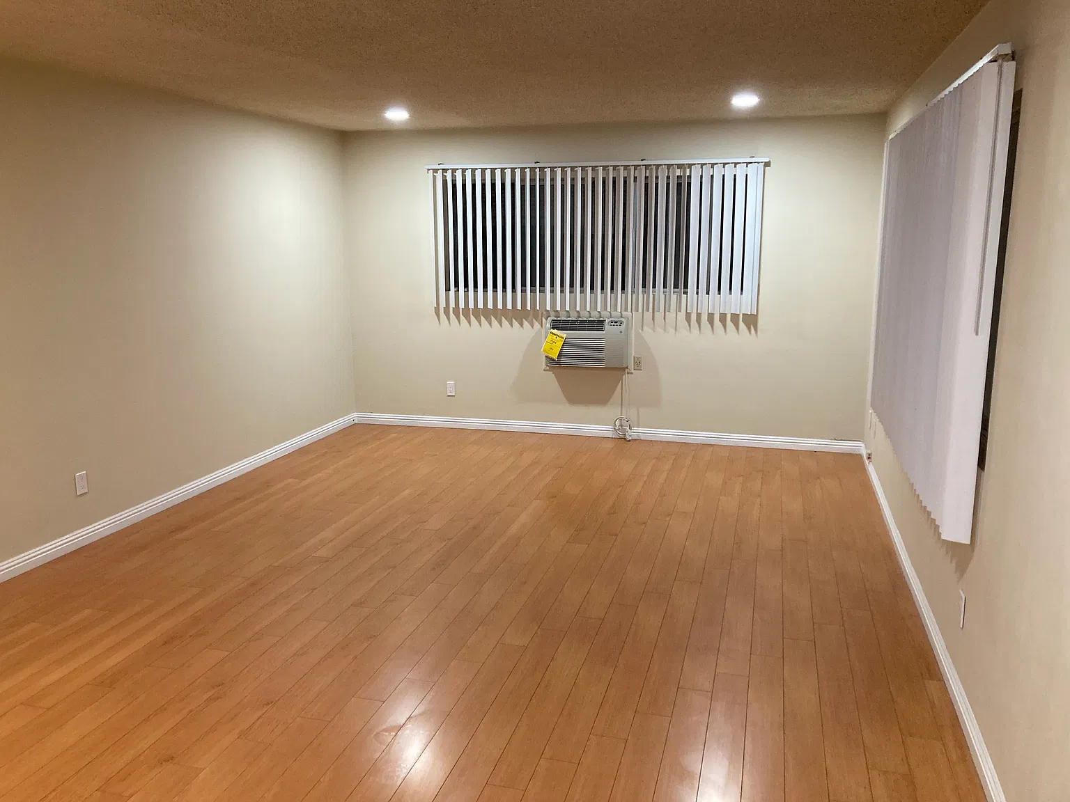 2 bed, 935 sqft, $2,485 — Photo 4