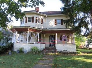 142 W 3rd St, Frazeysburg, OH