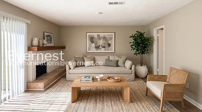 2719 Meadowgrass Ln — Photo 6