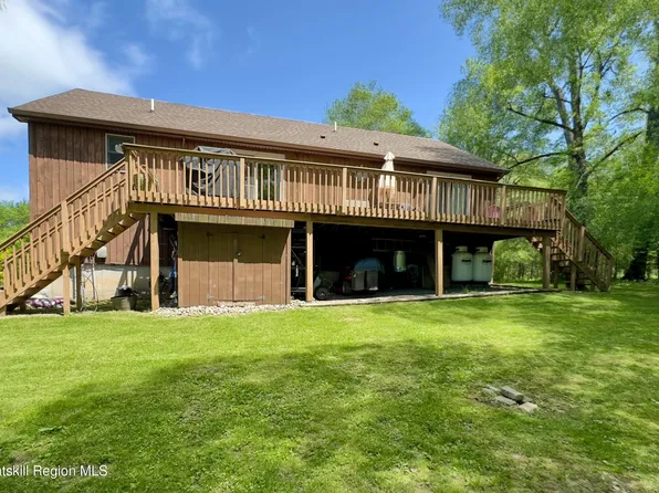 1 Hillside Court, Athens, NY 12015