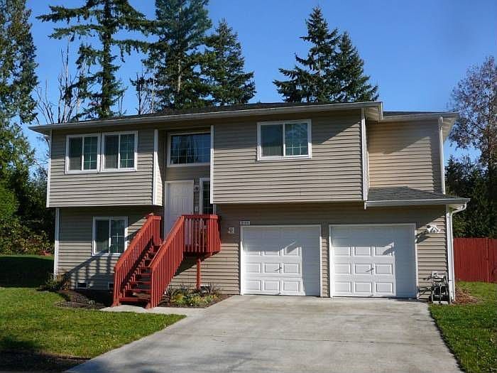 1st image of 3105 170th St SW