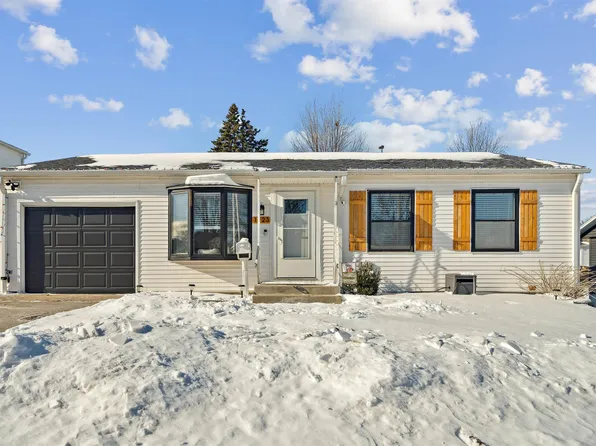 1723 Richie Dr, Dubuque, IA 52002