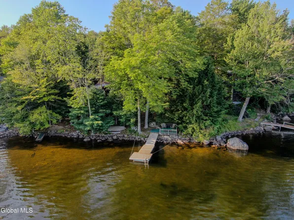 530 N Shore Road, Gloversville, NY 12078