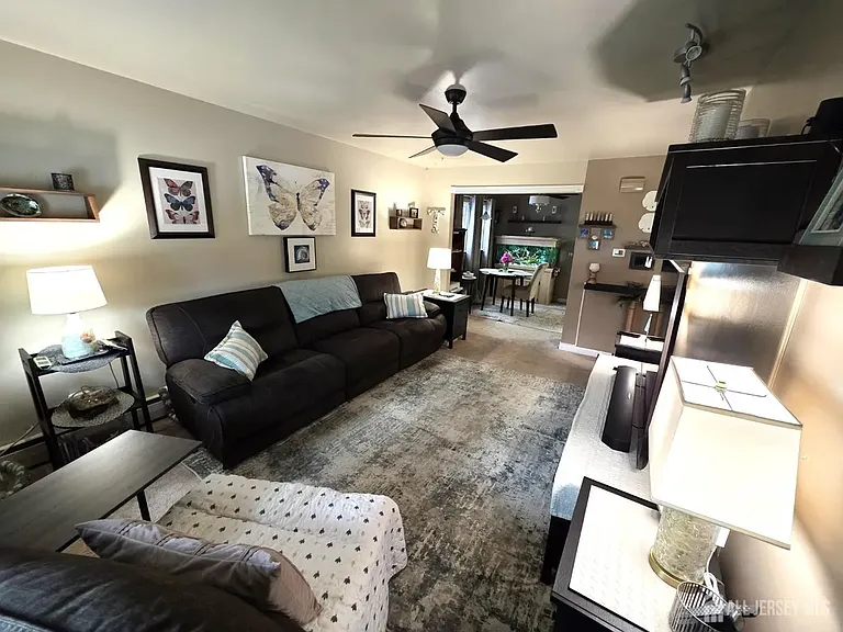 596 W Scott Ave #2 — Photo 5