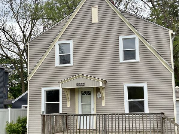 3035 Overhill Rd
