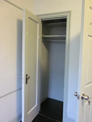 Rented by Full Time Management | media 12