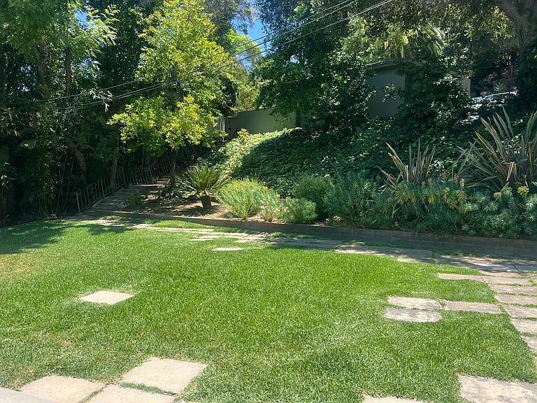3117 Oakcrest Dr — Photo 10