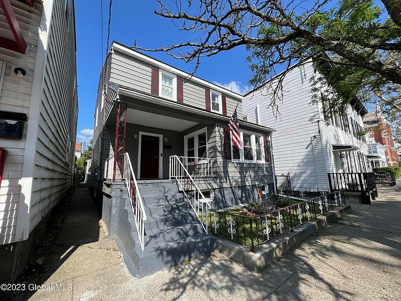 2nd image of 77 Congress Street