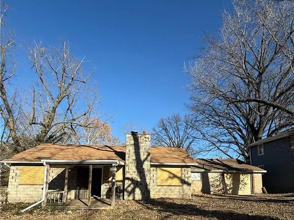 11408 E 13th St S, Independence, MO 64052