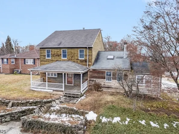 79 Fairfield Ave, West Caldwell Twp., NJ 07006