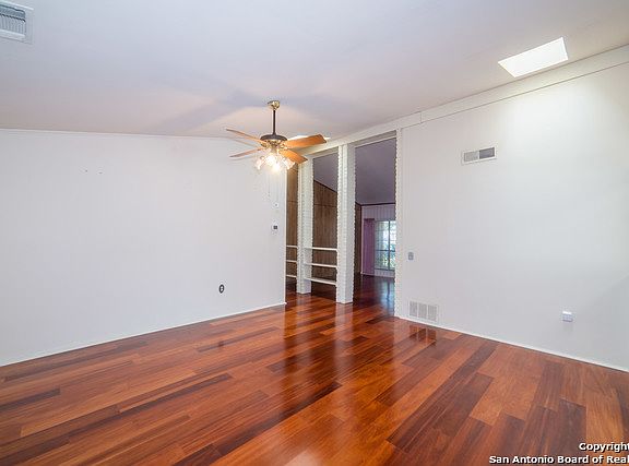 5th image of 12710 La Fonda St