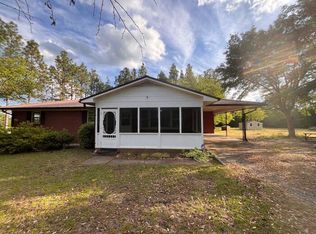 825 Quewhiffle Rd, Aberdeen, NC 28315