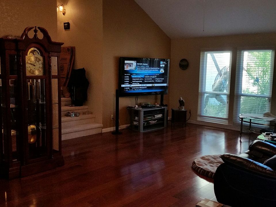 1st image of 8780 Country Vista Ln