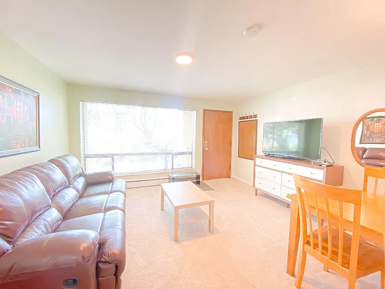 2500 N 45th St #1 — Photo 5