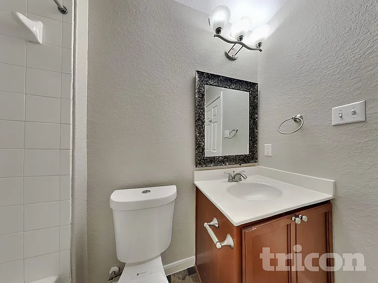 210 Teron Dr — Photo 13