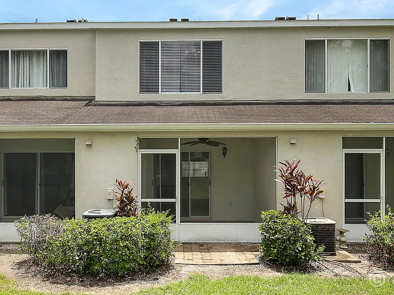 2403 Lake Woodberry Cir — Photo 16