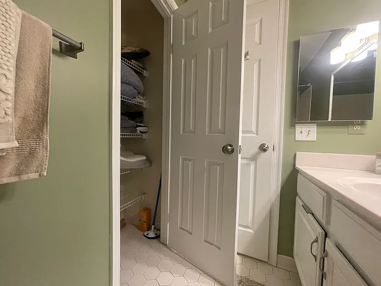 6502 Summerton Way — Photo 95