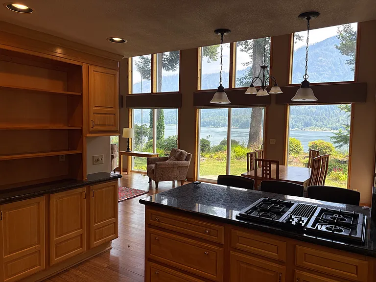 672 Skamania Landing Rd — Photo 3