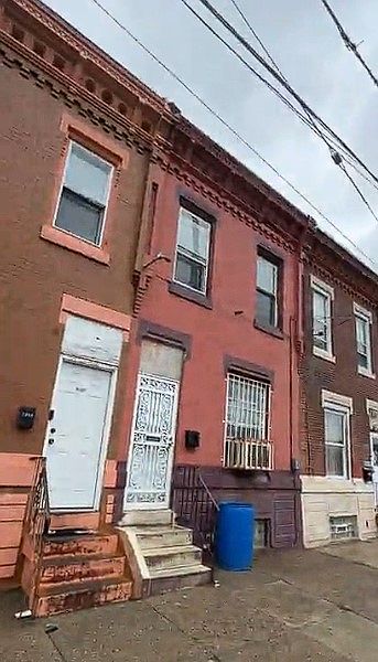 1st image of 2958 N Fairhill St