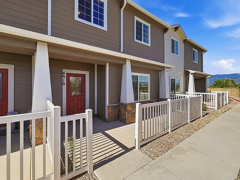 4910 Great Owl Point — Photo 27