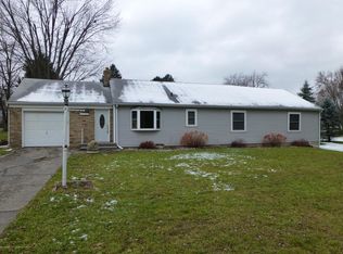 12107 Broadbent Rd, Lansing, MI 48917