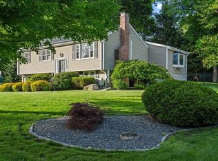 8 Ted Ln, Southborough, MA 01772