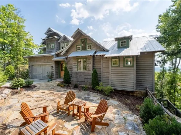 207 Utana Bluffs Trl, Ellijay, GA 30540