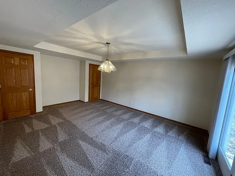 1709 Mulligan Pl — Photo 3