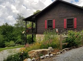 951 Pine Tree Rd, Spruce Pine, NC 28777