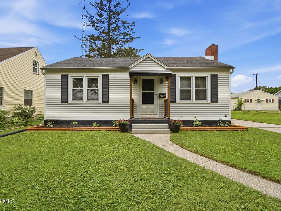 1st image of 2124 Nevada St