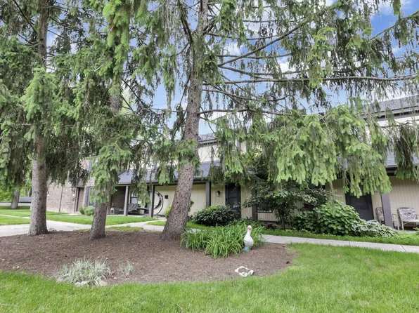 5862 Hallridge Cir, Columbus, OH 43232