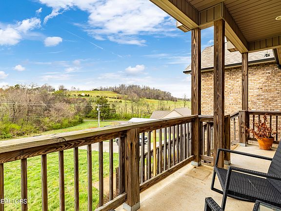 4th image of 1252 Marble Hill Rd