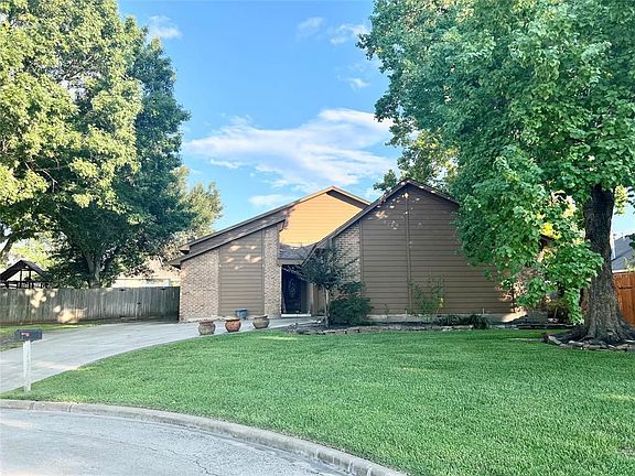 2nd image of 5342 Shady Cove Dr