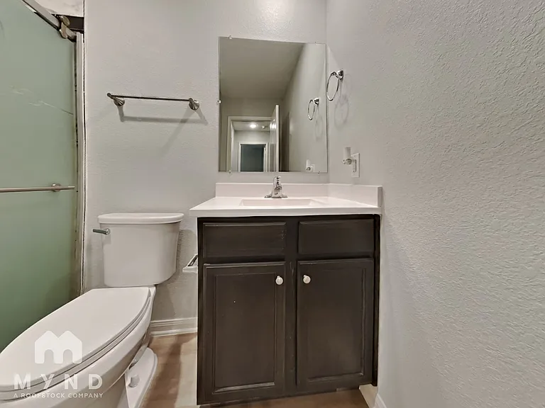 8431 Liberty Sky Rd — Photo 16