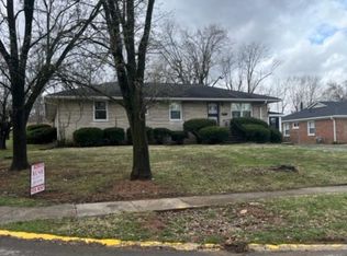 132 Greenbriar Rd, Lexington, KY 40503