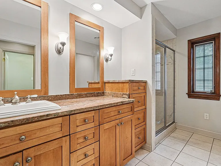 321 Jefferson Dr — Photo 27