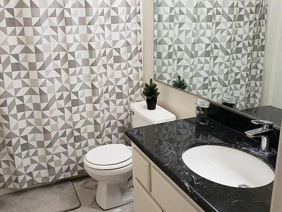 5th image of 5354 Makati Cir