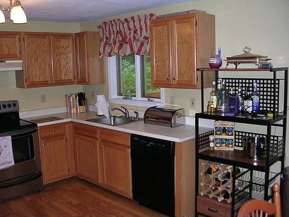 spacious counter space