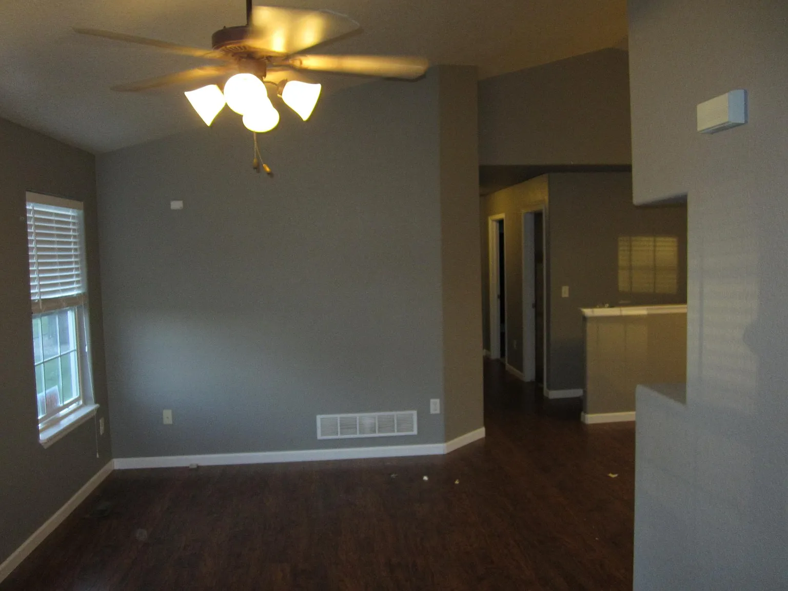 4 bed, 2100 sqft, $2,750 — Photo 2
