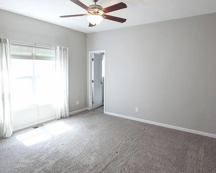 8237 Ryley Ln — Photo 9