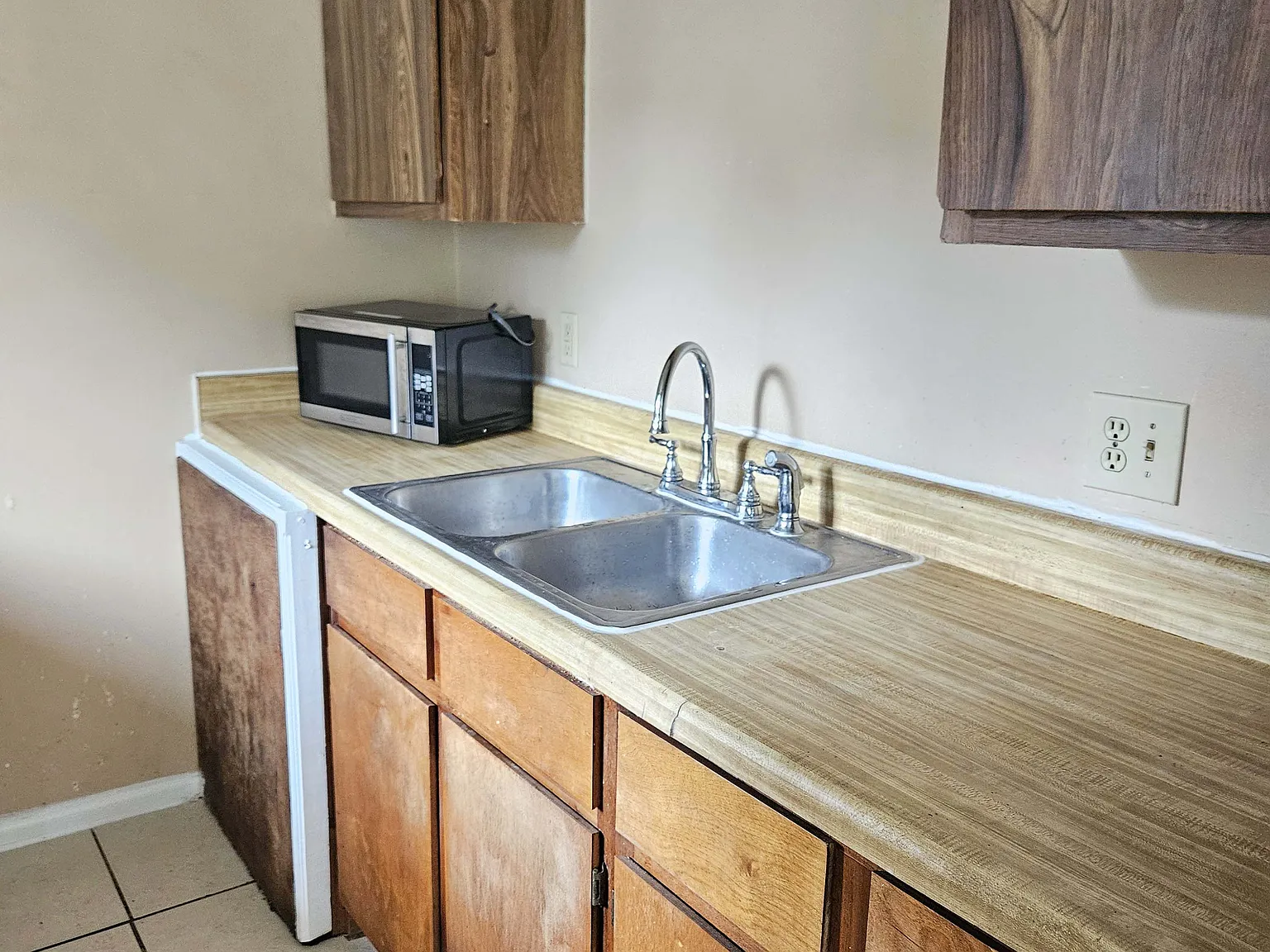 2 bed, 800 sqft, $930 — Photo 3