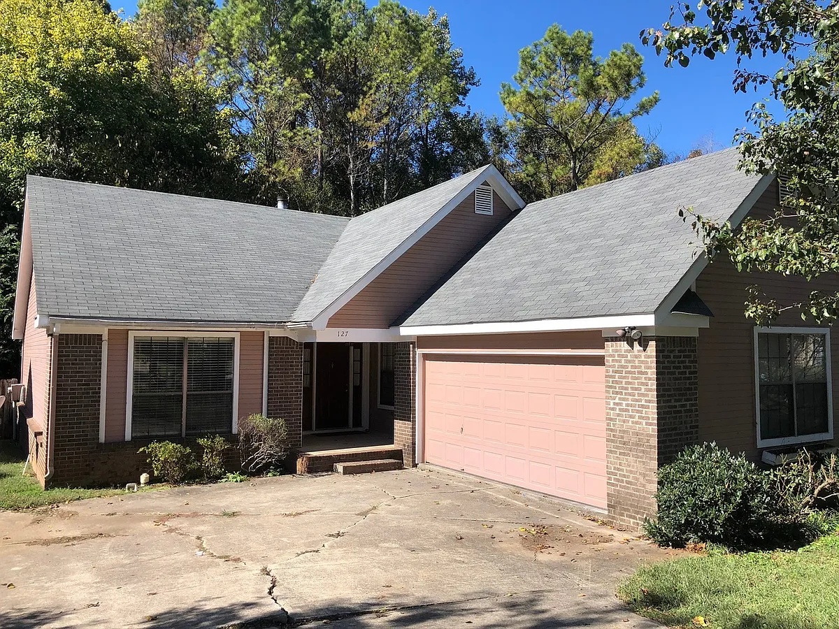 Building Photo - 127 Philadelphia Dr