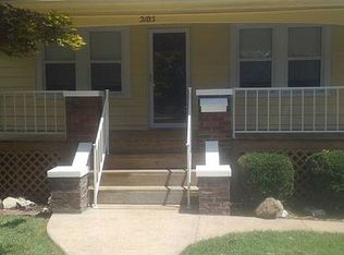 2105 State St, Alton, IL 62002