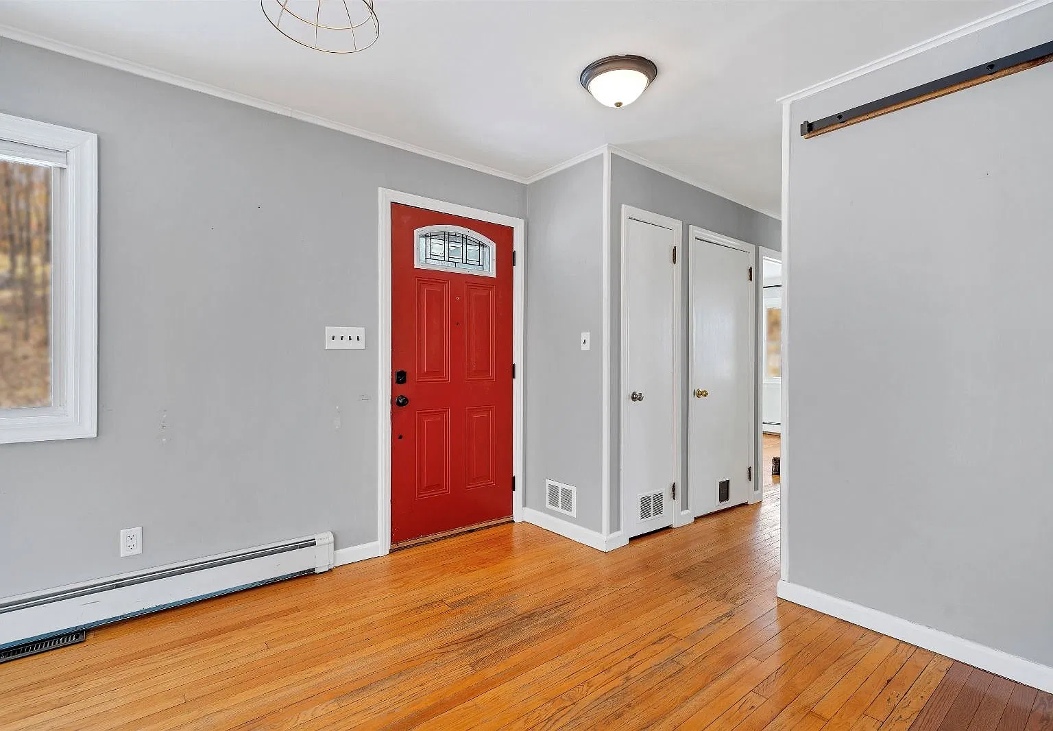 2 bed, 904 sqft, $2,500 — Photo 3