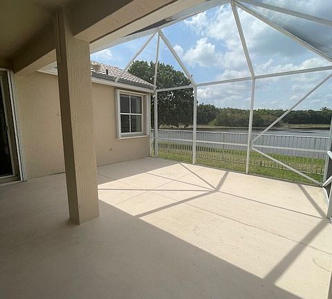 2nd image of 912 Savannah Falls Dr #912