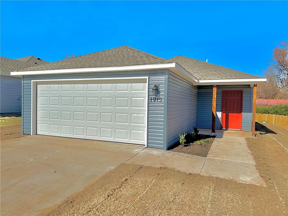1st image of 1915 E Annette Dr