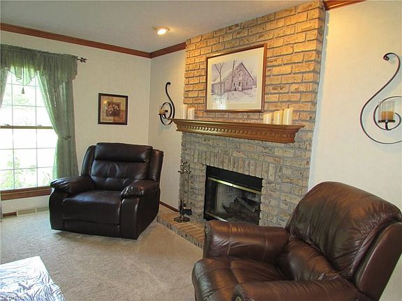 4th image of 37897 N Doovys St