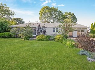 227 Toronto Ave, Massapequa, NY 11758